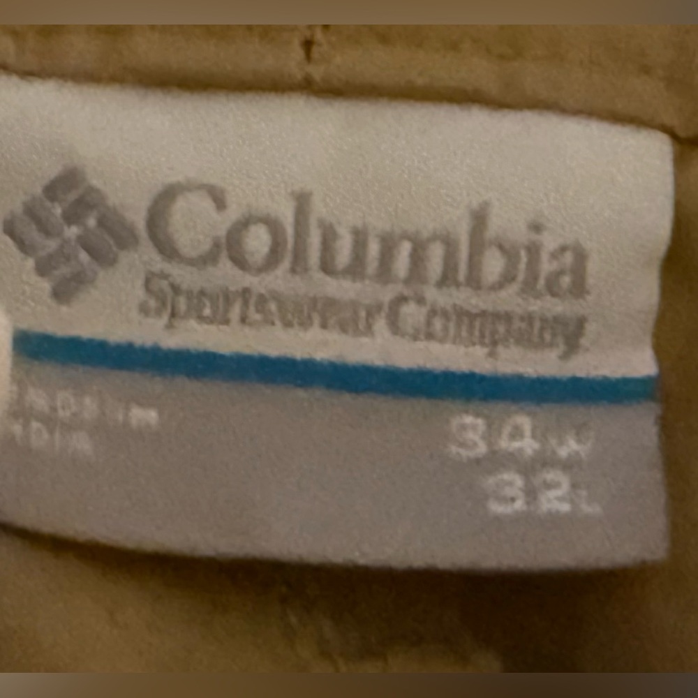 Women’s Columbia khaki pants 34W x 32‎ L - Picture 4 of 5